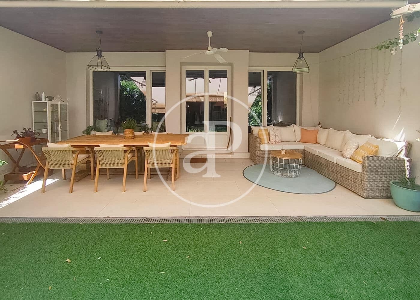 4 soveværelse Villa til salg i Algete med swimmingpool - € 760.000 (Ref: 9977330)