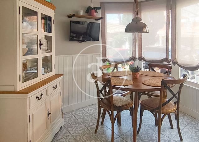 4 soveværelse Villa til salg i Algete med swimmingpool - € 760.000 (Ref: 9977330)