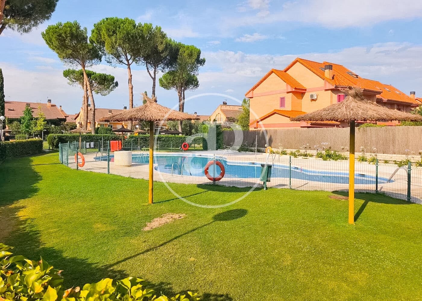 4 soveværelse Villa til salg i Algete med swimmingpool - € 760.000 (Ref: 9977330)