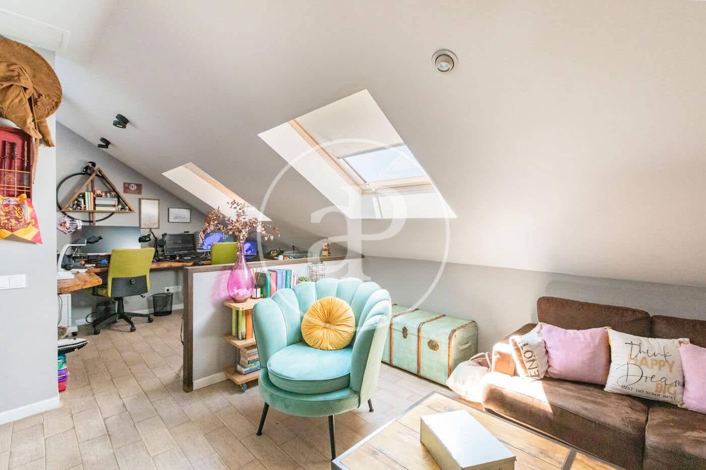 4 makuuhuone Huvila myytävänä paikassa Algete mukana uima-altaan - 760 000 € (Ref: 9977330)