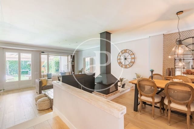4 slaapkamer Villa te koop in Algete met zwembad - € 760.000 (Ref: 9977330)
