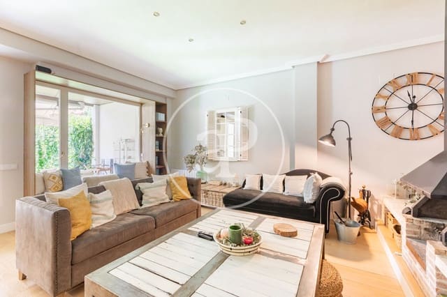 4 slaapkamer Villa te koop in Algete met zwembad - € 760.000 (Ref: 9977330)