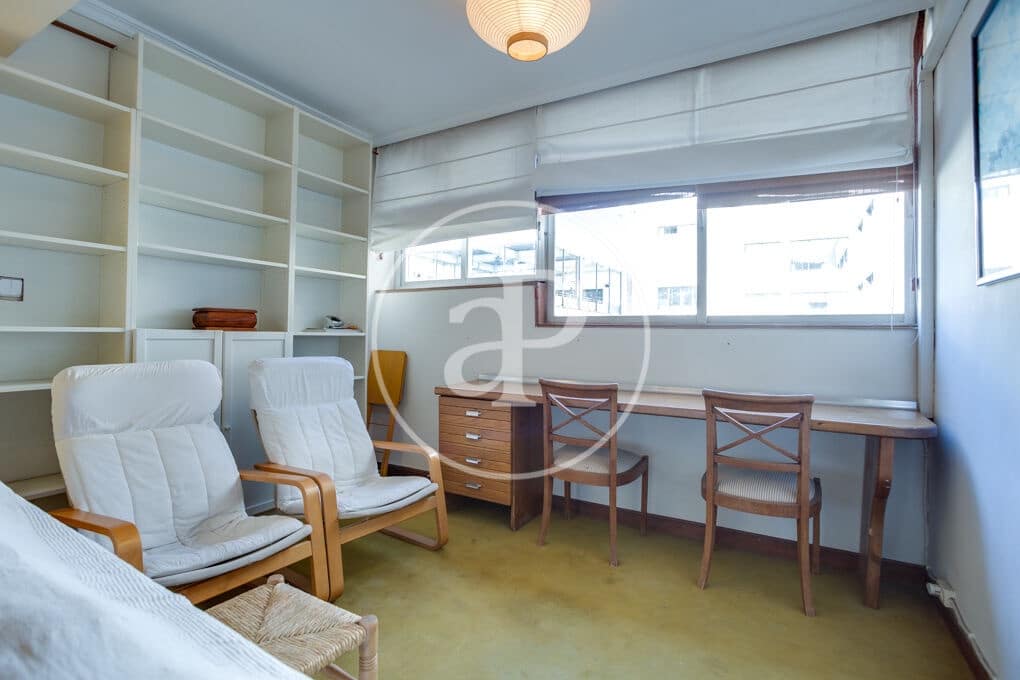 2 quarto Apartamento para arrendar em Madrid cidade - 2 400 € (Ref: 9977333)