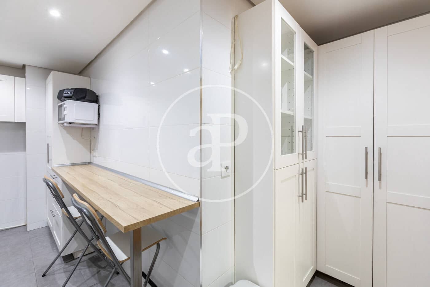 2 bedroom Apartment for rent in Madrid city - € 2,400 (Ref: 9977333)