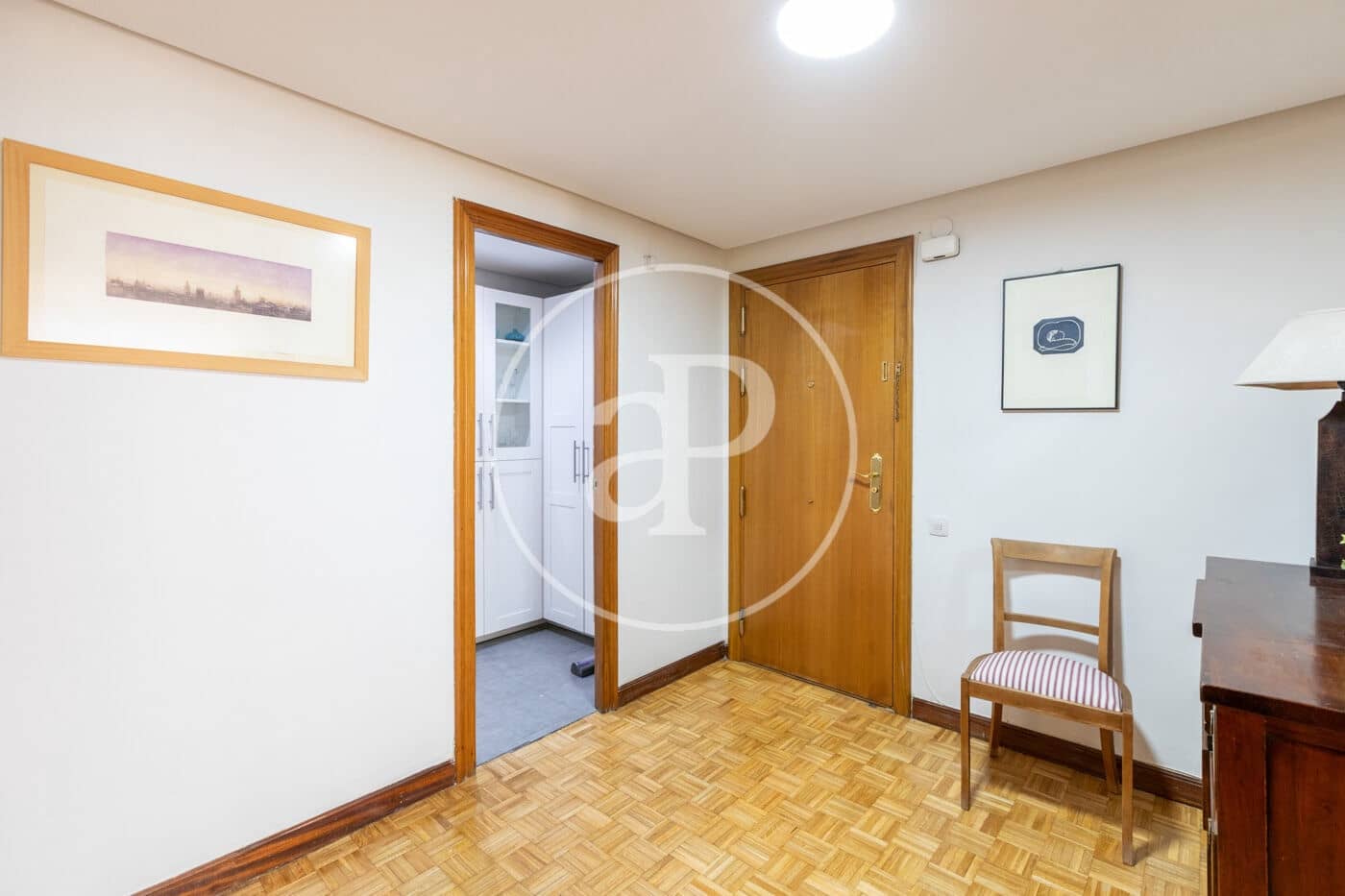 2 bedroom Apartment for rent in Madrid city - € 2,400 (Ref: 9977333)