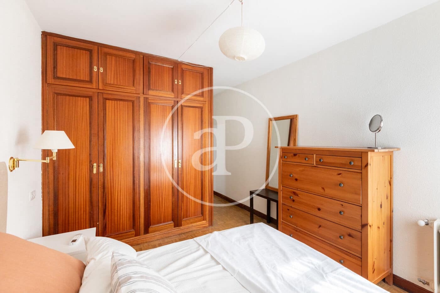 2 bedroom Apartment for rent in Madrid city - € 2,400 (Ref: 9977333)