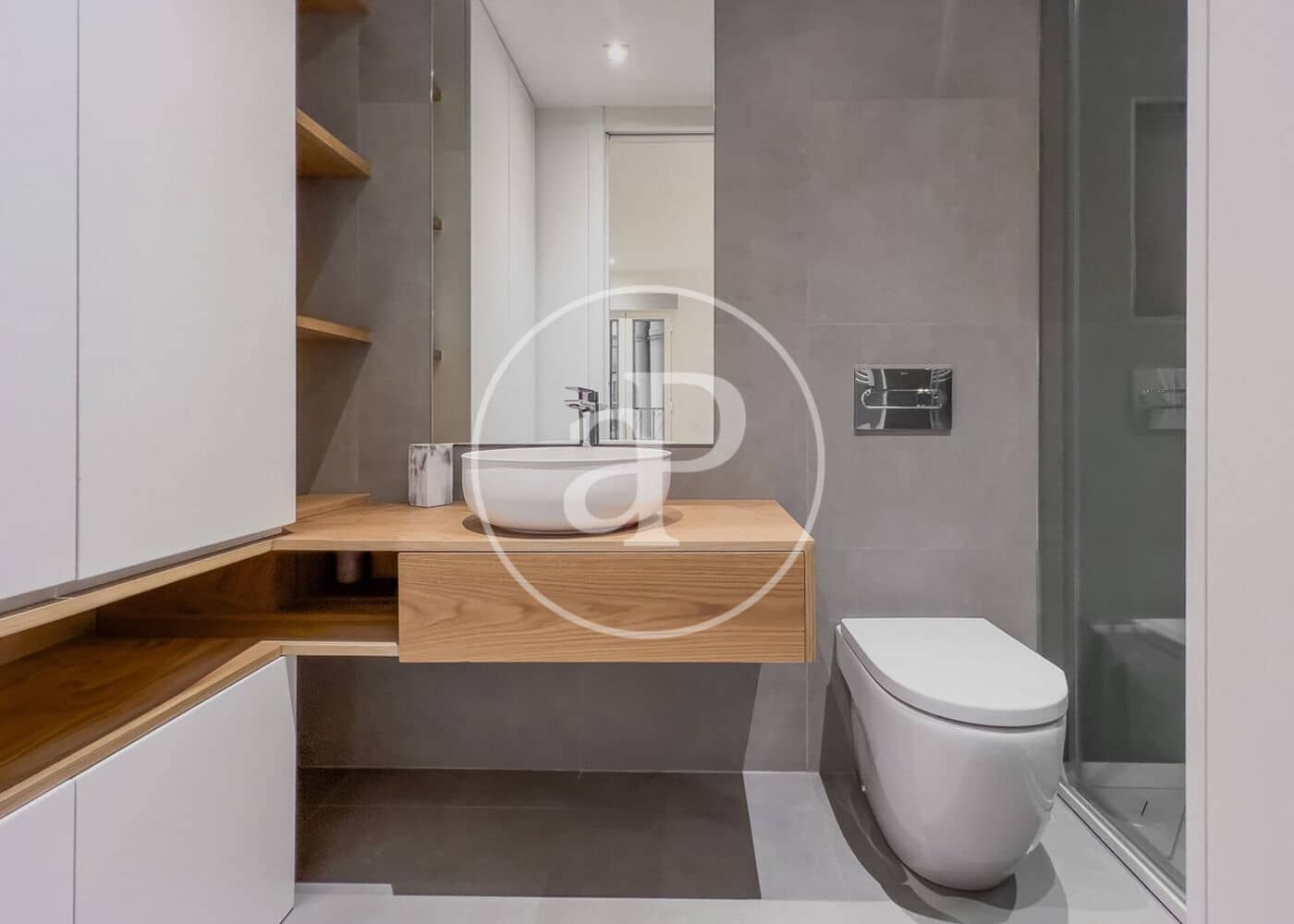 3 sovrum Lägenhet att hyra i Madrid stad - 8 000 € (Ref: 9977335)