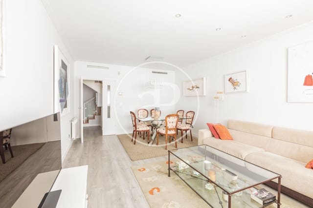 3 soveværelse Lejlighed til salg i Aravaca, Madrid by med swimmingpool - € 1.230.000 (Ref: 9978901)