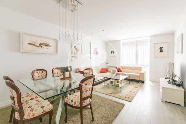 3 soveværelse Lejlighed til salg i Aravaca, Madrid by med swimmingpool - € 1.230.000 (Ref: 9978901)