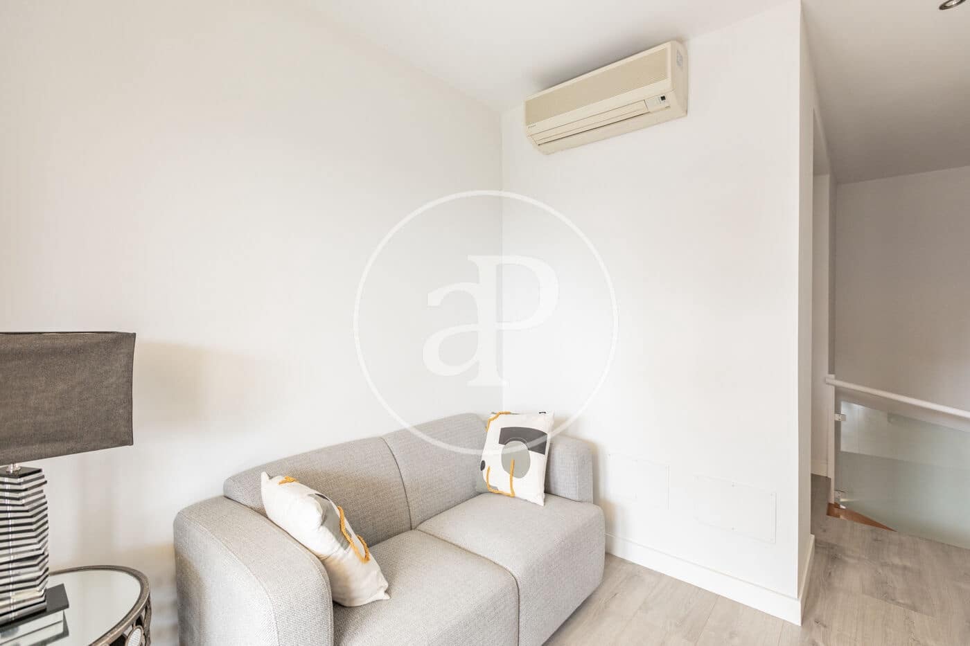 3 soveværelse Lejlighed til salg i Madrid by med swimmingpool - € 1.230.000 (Ref: 9978901)