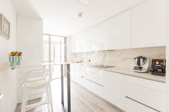 3 soveværelse Lejlighed til salg i Aravaca, Madrid by med swimmingpool - € 1.230.000 (Ref: 9978901)