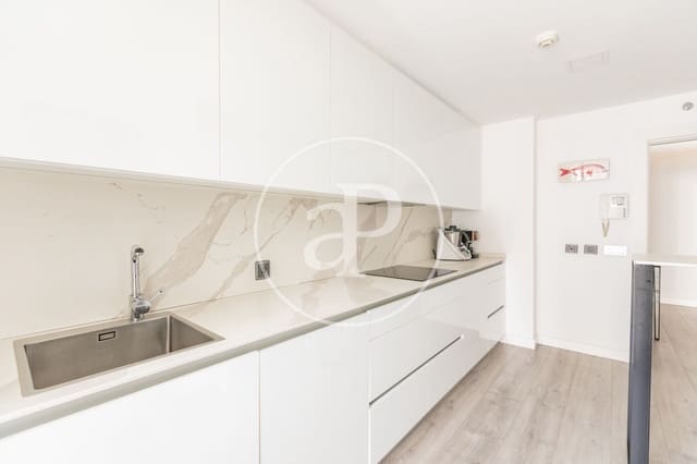 3 soveværelse Lejlighed til salg i Aravaca, Madrid by med swimmingpool - € 1.230.000 (Ref: 9978901)
