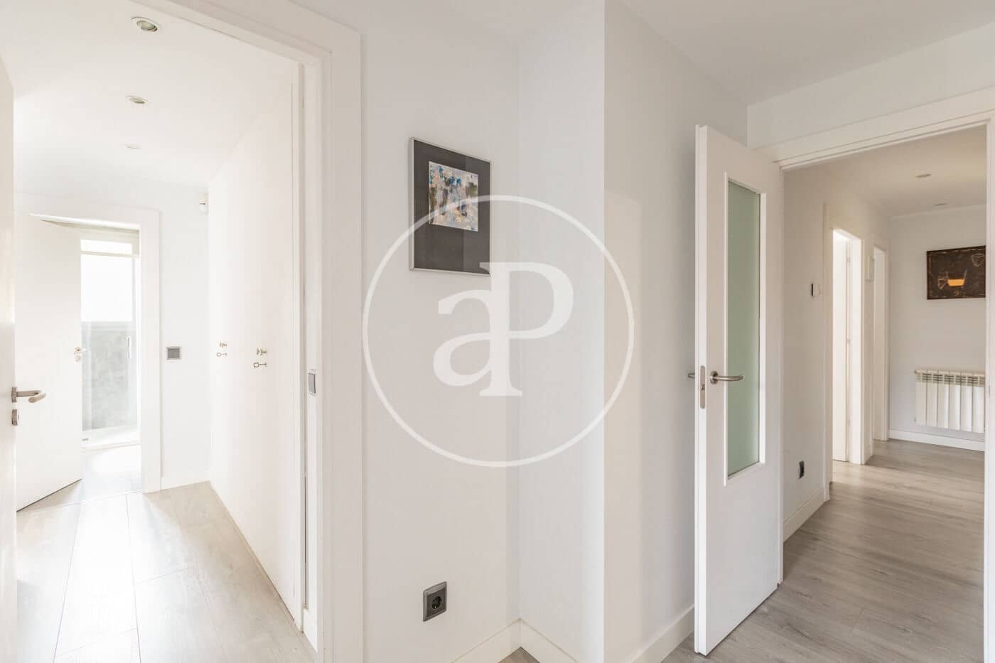 3 soveværelse Lejlighed til salg i Madrid by med swimmingpool - € 1.230.000 (Ref: 9978901)