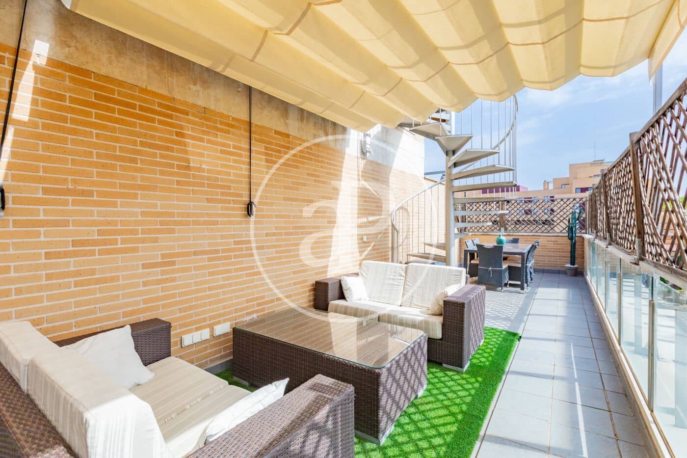 3 soveværelse Lejlighed til salg i Madrid by med swimmingpool - € 1.230.000 (Ref: 9978901)