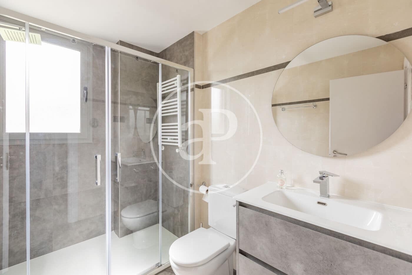 3 soveværelse Lejlighed til salg i Madrid by med swimmingpool - € 1.230.000 (Ref: 9978901)