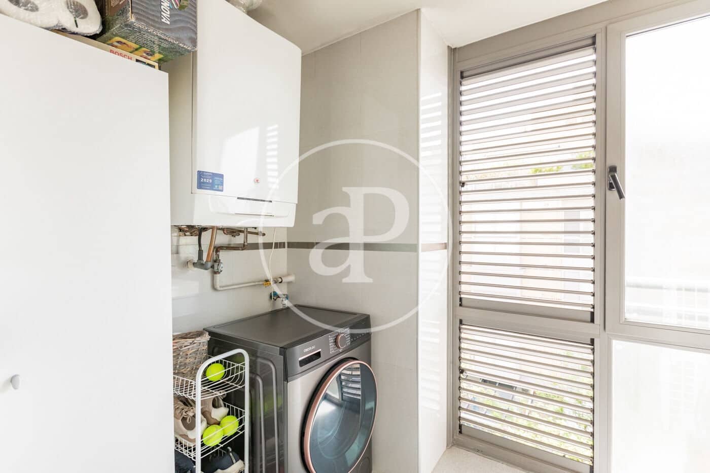 3 soveværelse Lejlighed til salg i Madrid by med swimmingpool - € 1.230.000 (Ref: 9978901)