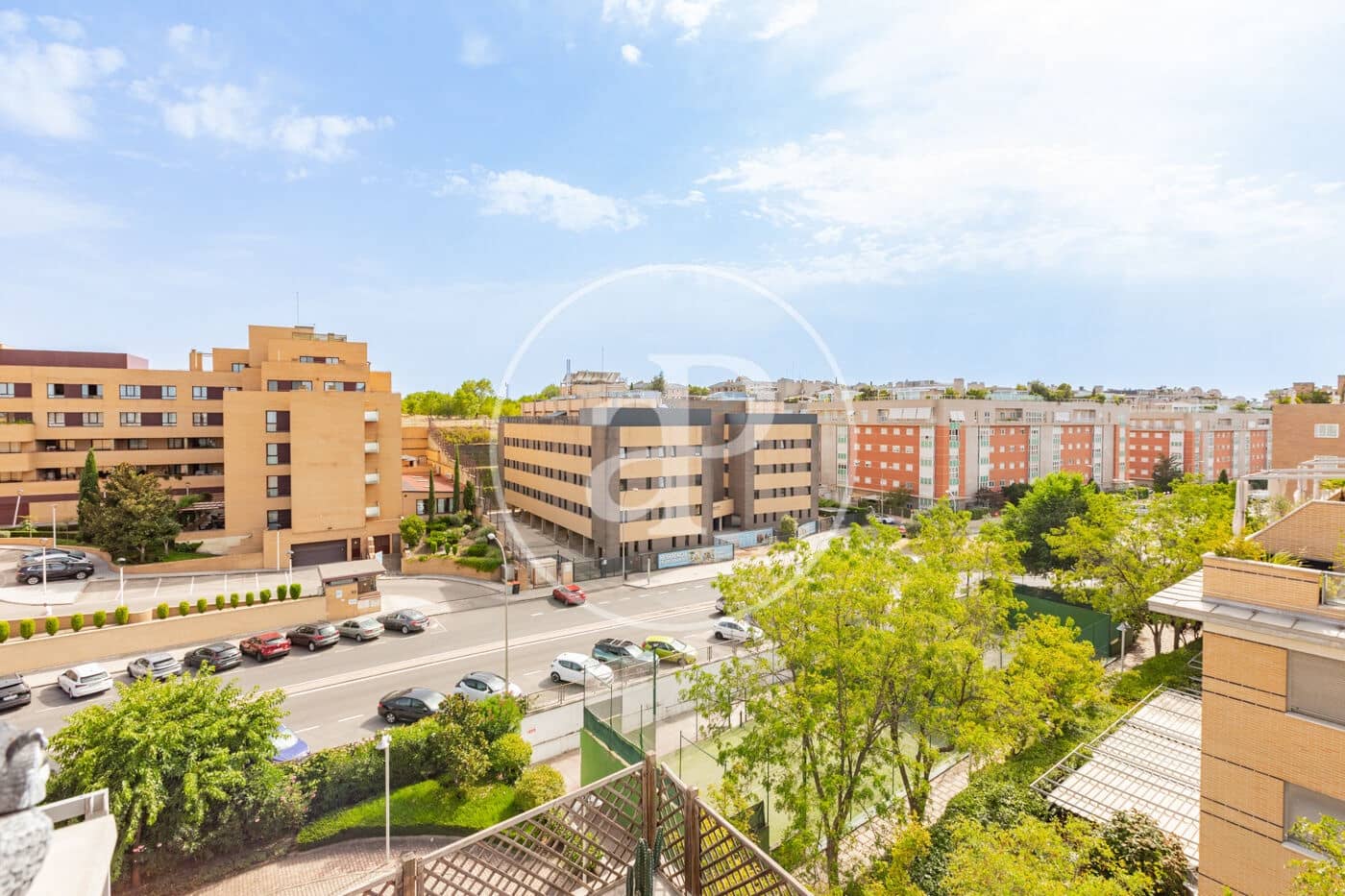3 soveværelse Lejlighed til salg i Madrid by med swimmingpool - € 1.230.000 (Ref: 9978901)