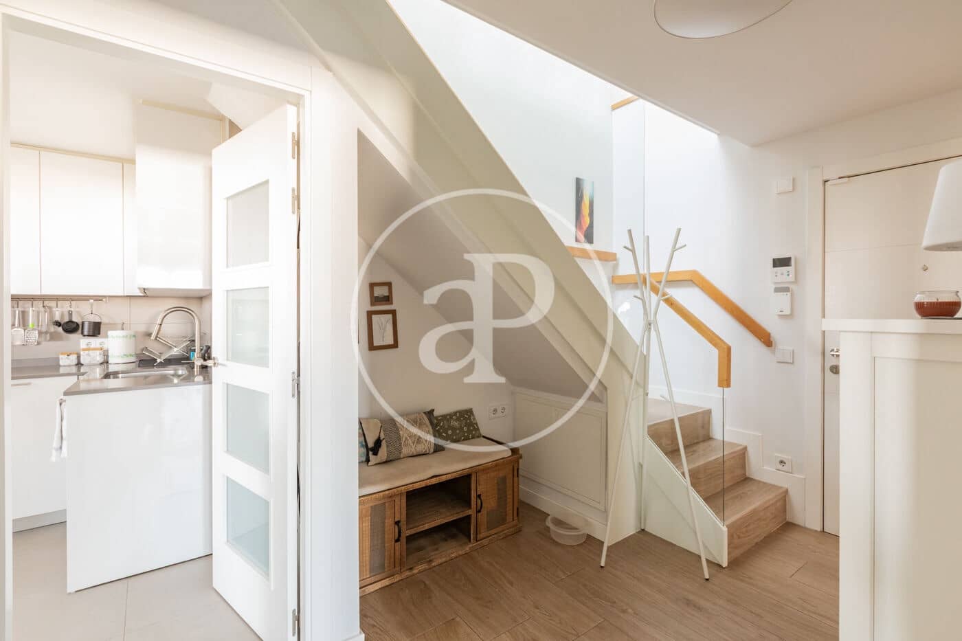 3 Zimmer Apartment zu vermieten in Madrid Stadt mit Pool Garage - 3.000 € (Ref: 9978903)