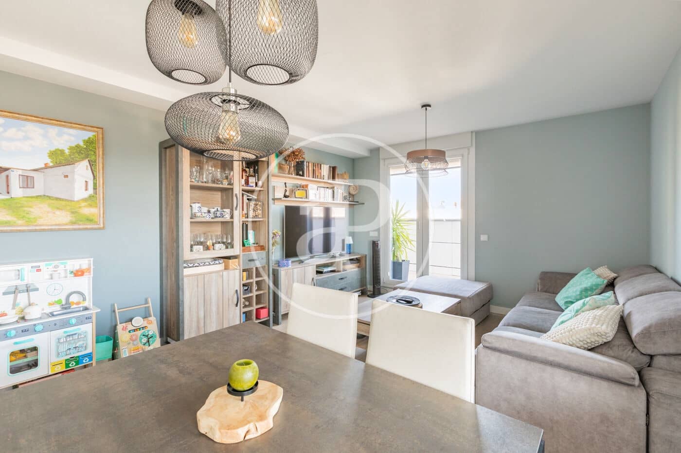 3 Zimmer Apartment zu vermieten in Madrid Stadt mit Pool Garage - 3.000 € (Ref: 9978903)