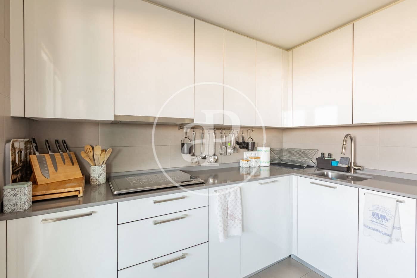 3 Zimmer Apartment zu vermieten in Madrid Stadt mit Pool Garage - 3.000 € (Ref: 9978903)