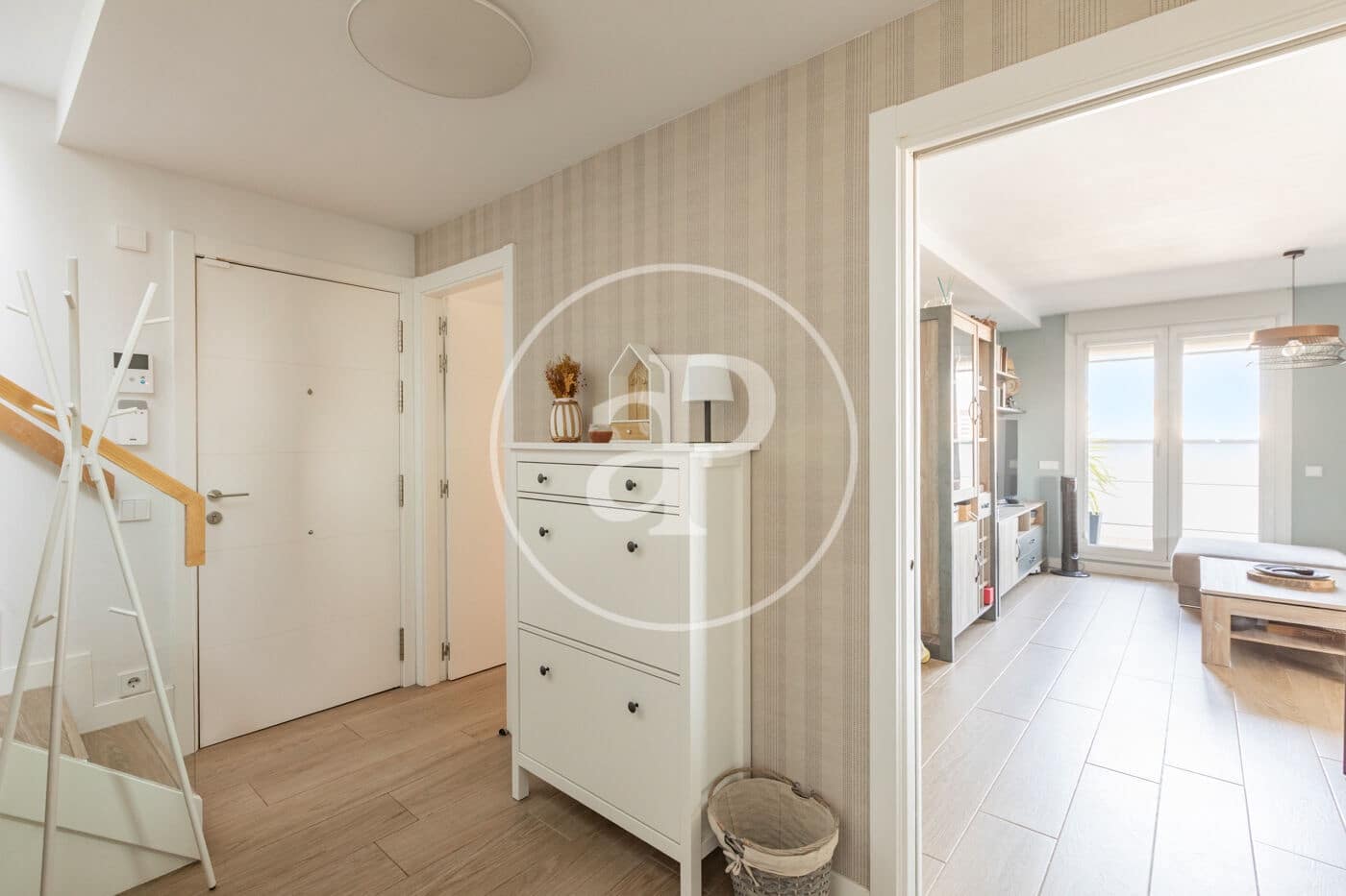 3 Zimmer Apartment zu vermieten in Madrid Stadt mit Pool Garage - 3.000 € (Ref: 9978903)