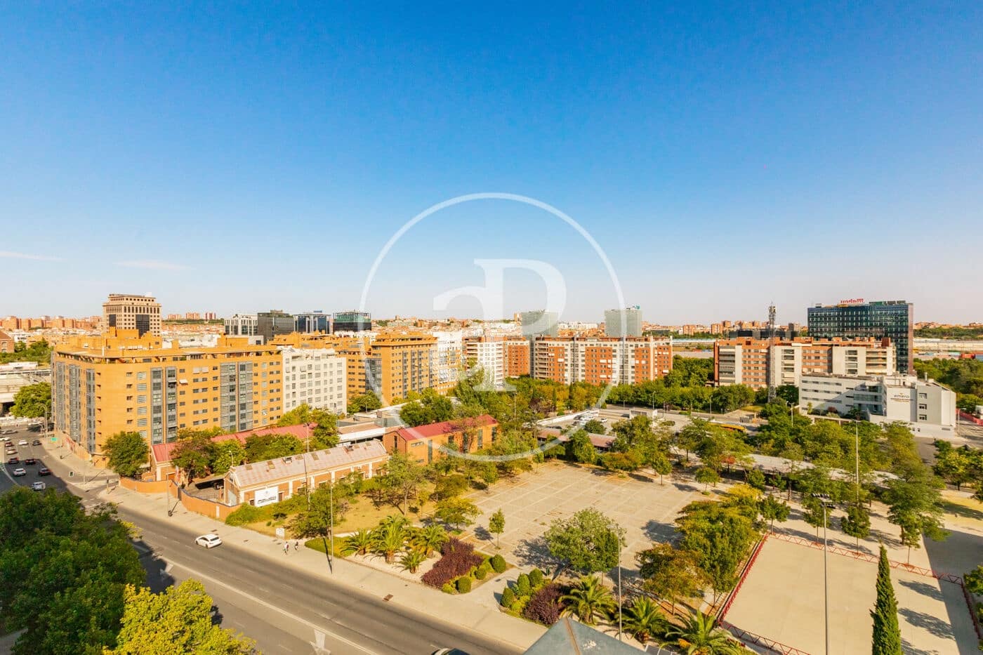 3 Zimmer Apartment zu vermieten in Madrid Stadt mit Pool Garage - 3.000 € (Ref: 9978903)