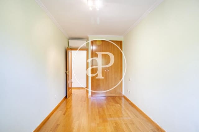 2 slaapkamer Appartement te huur in Pozuelo de Alarcón met zwembad garage - € 1.800 (Ref: 9978904)