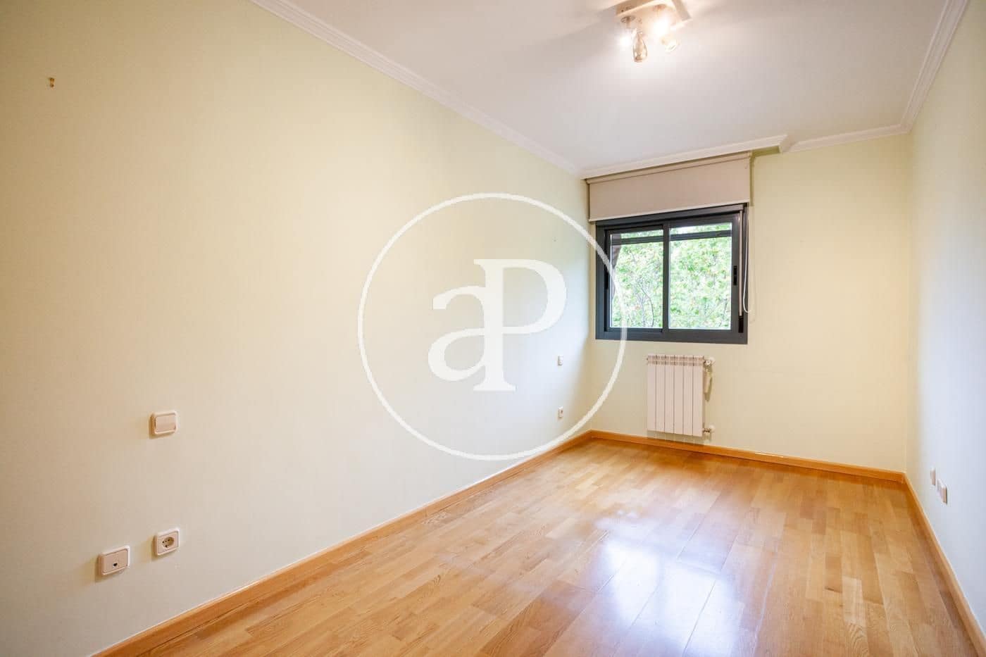 2 slaapkamer Appartement te huur in Pozuelo de Alarcon met zwembad garage - € 1.800 (Ref: 9978904)