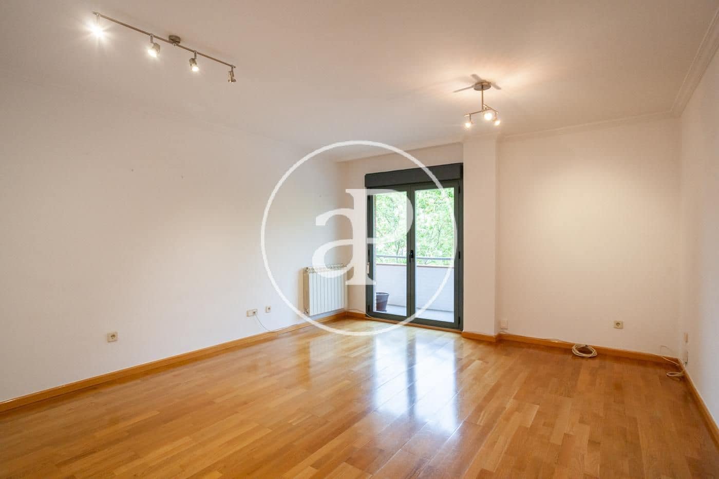 2 slaapkamer Appartement te huur in Pozuelo de Alarcon met zwembad garage - € 1.800 (Ref: 9978904)