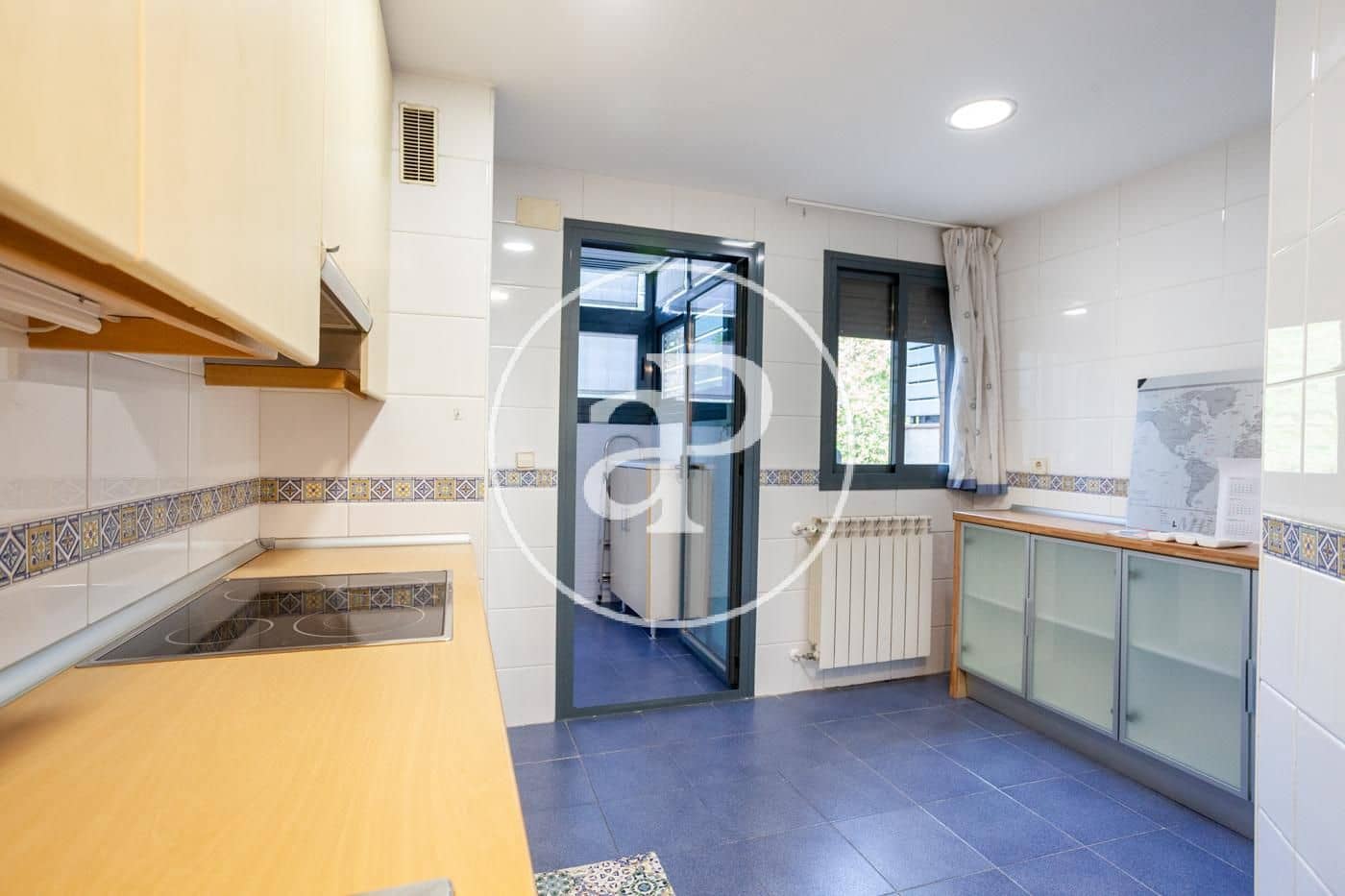 2 slaapkamer Appartement te huur in Pozuelo de Alarcon met zwembad garage - € 1.800 (Ref: 9978904)