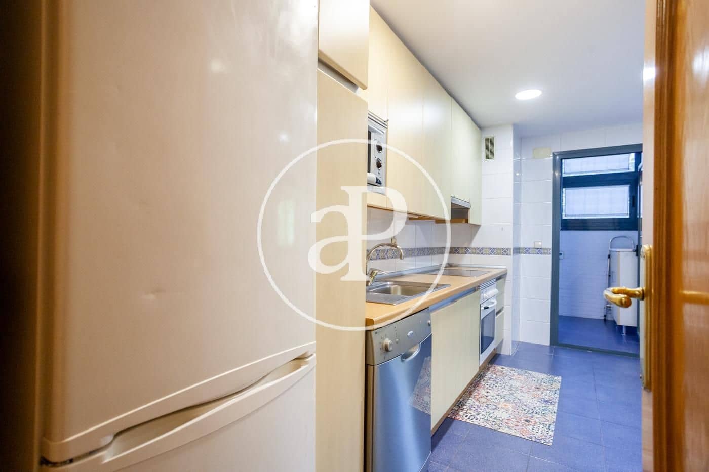 2 slaapkamer Appartement te huur in Pozuelo de Alarcon met zwembad garage - € 1.800 (Ref: 9978904)