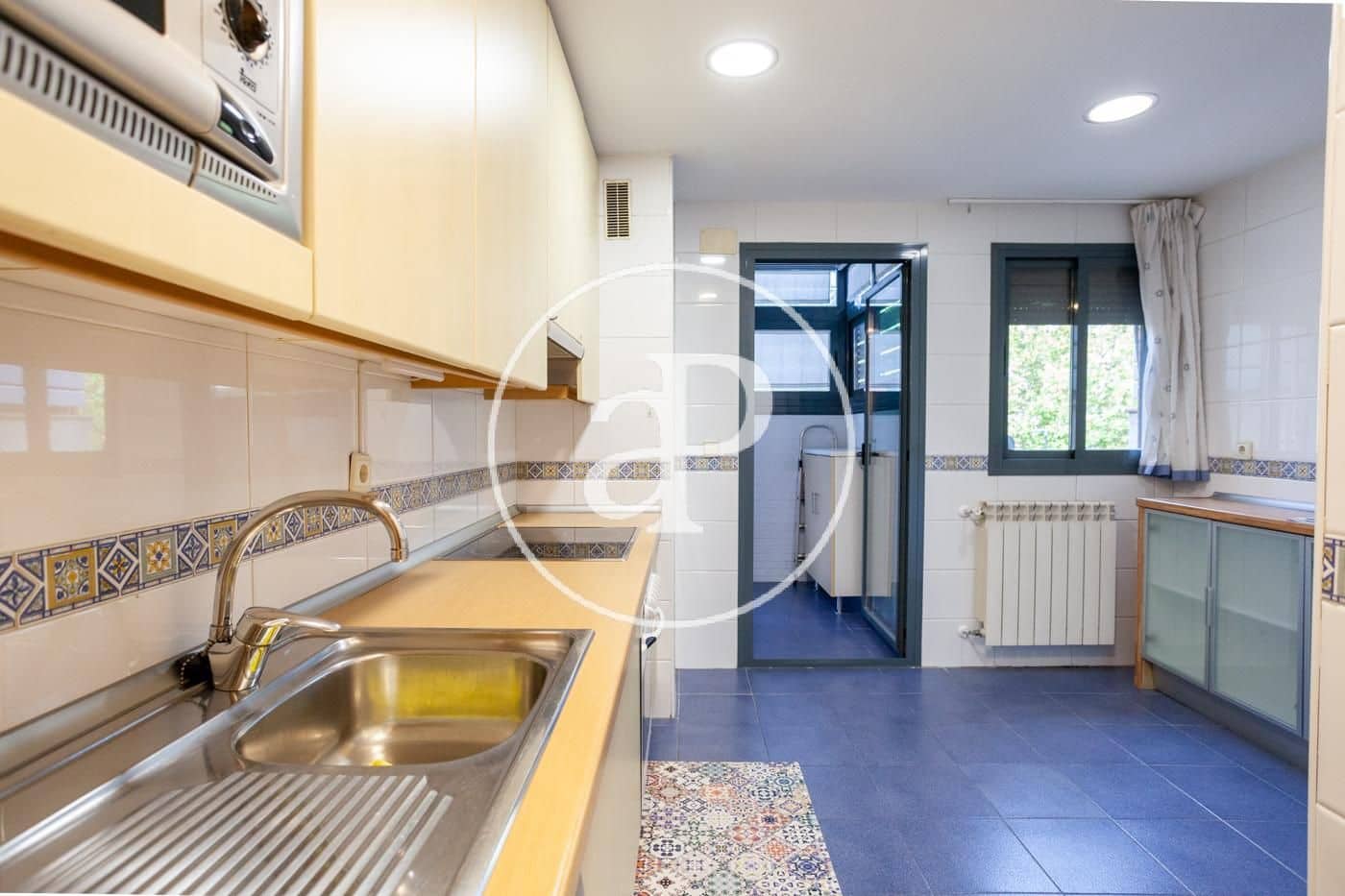 2 slaapkamer Appartement te huur in Pozuelo de Alarcon met zwembad garage - € 1.800 (Ref: 9978904)