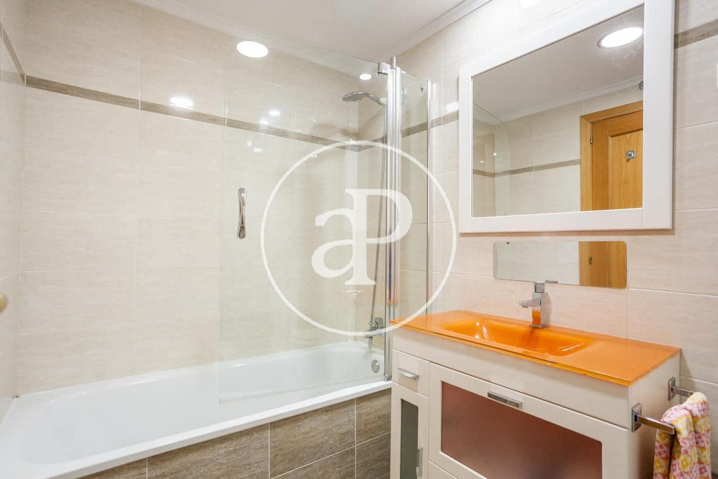 2 slaapkamer Appartement te huur in Pozuelo de Alarcon met zwembad garage - € 1.800 (Ref: 9978904)