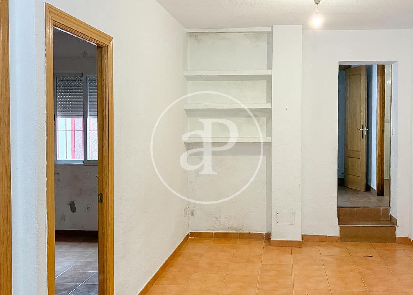 Apartamento de 2 habitaciones en Madrid ciudad en venta - 250.000 € (Ref: 9983032)