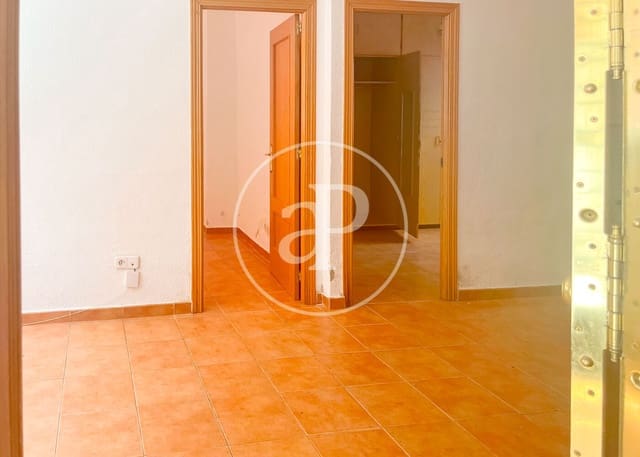 Apartamento de 2 habitaciones en Almenara, Madrid ciudad en venta - 250.000 € (Ref: 9983032)