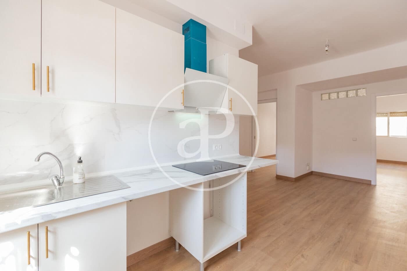 2 bedroom Apartment for sale in Madrid city - € 425,000 (Ref: 9983033)
