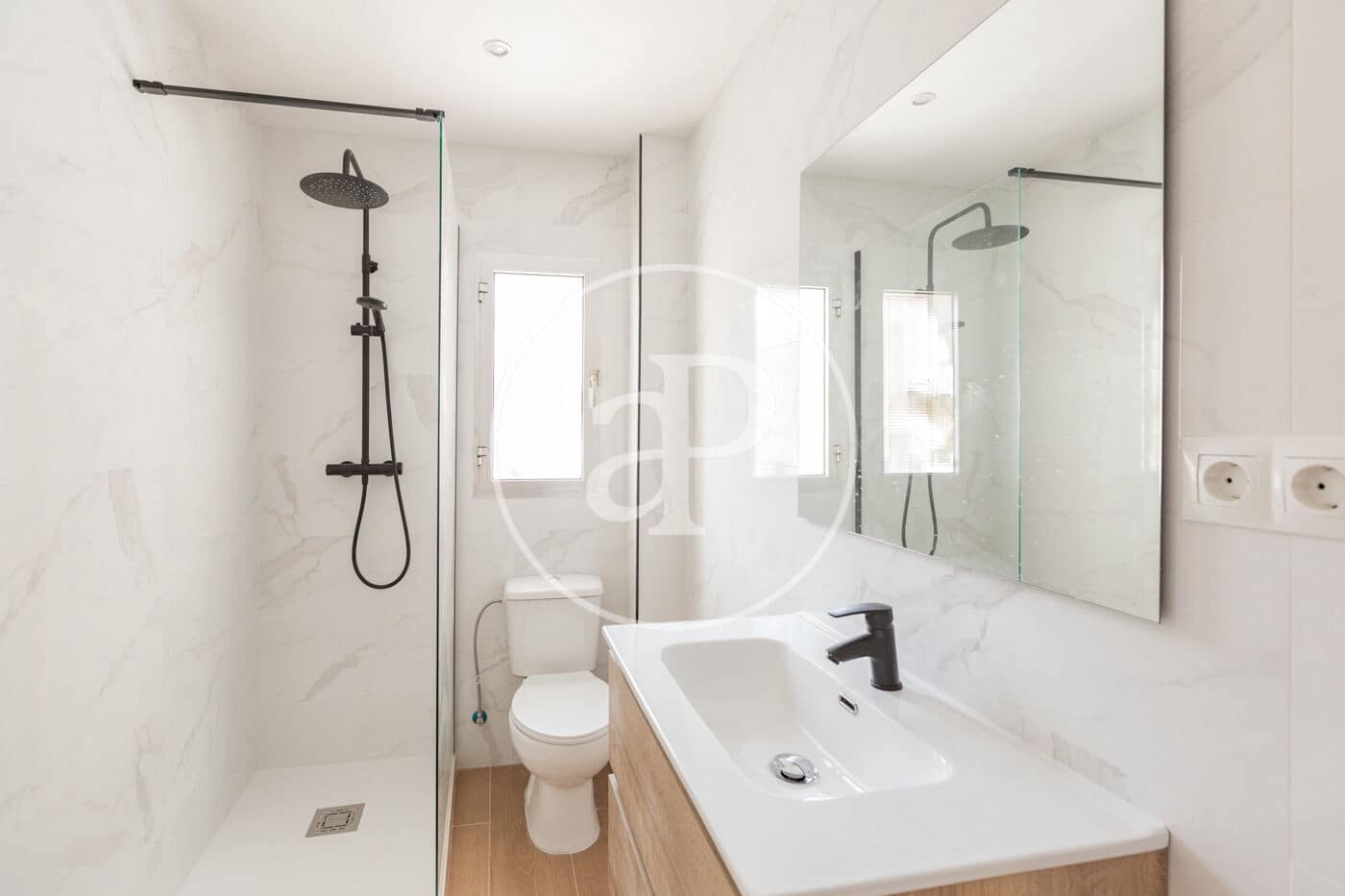 2 bedroom Apartment for sale in Madrid city - € 425,000 (Ref: 9983033)
