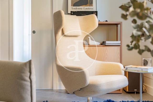 2 soveværelse Lejlighed til salg i Almagro, Madrid by - € 995.599 (Ref: 9983035)
