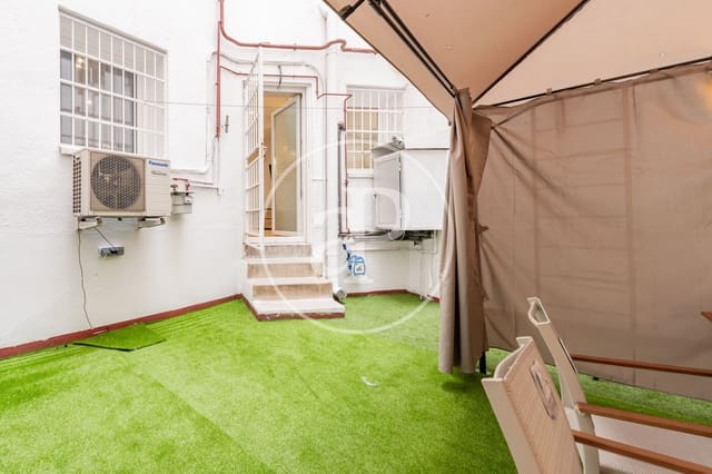 1 soverom Leilighet til salgs i Pacífico, Madrid by - € 350 000 (Ref: 9983036)