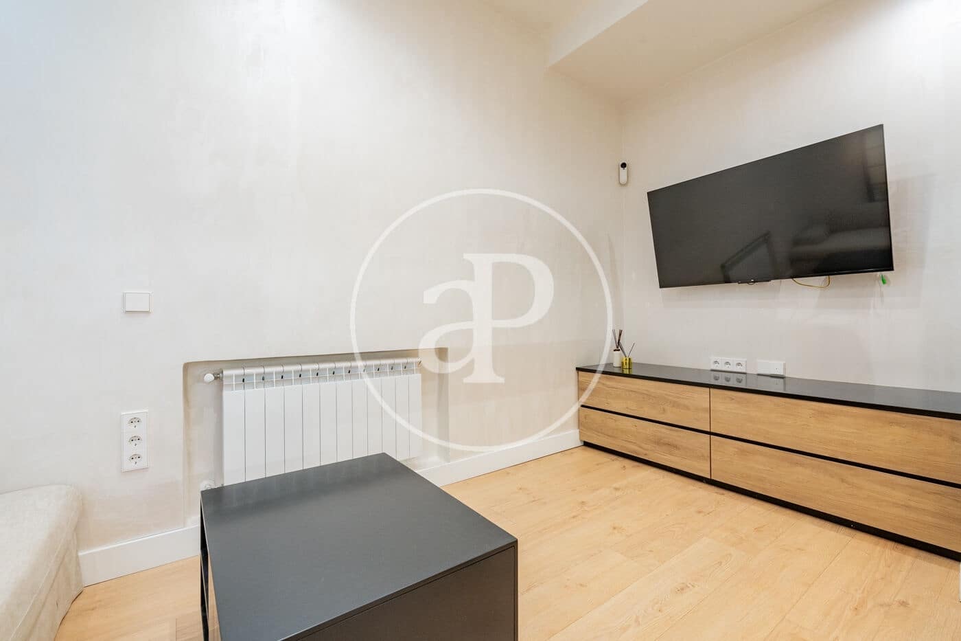 1 sovrum Lägenhet till salu i Madrid stad - 350 000 € (Ref: 9983036)