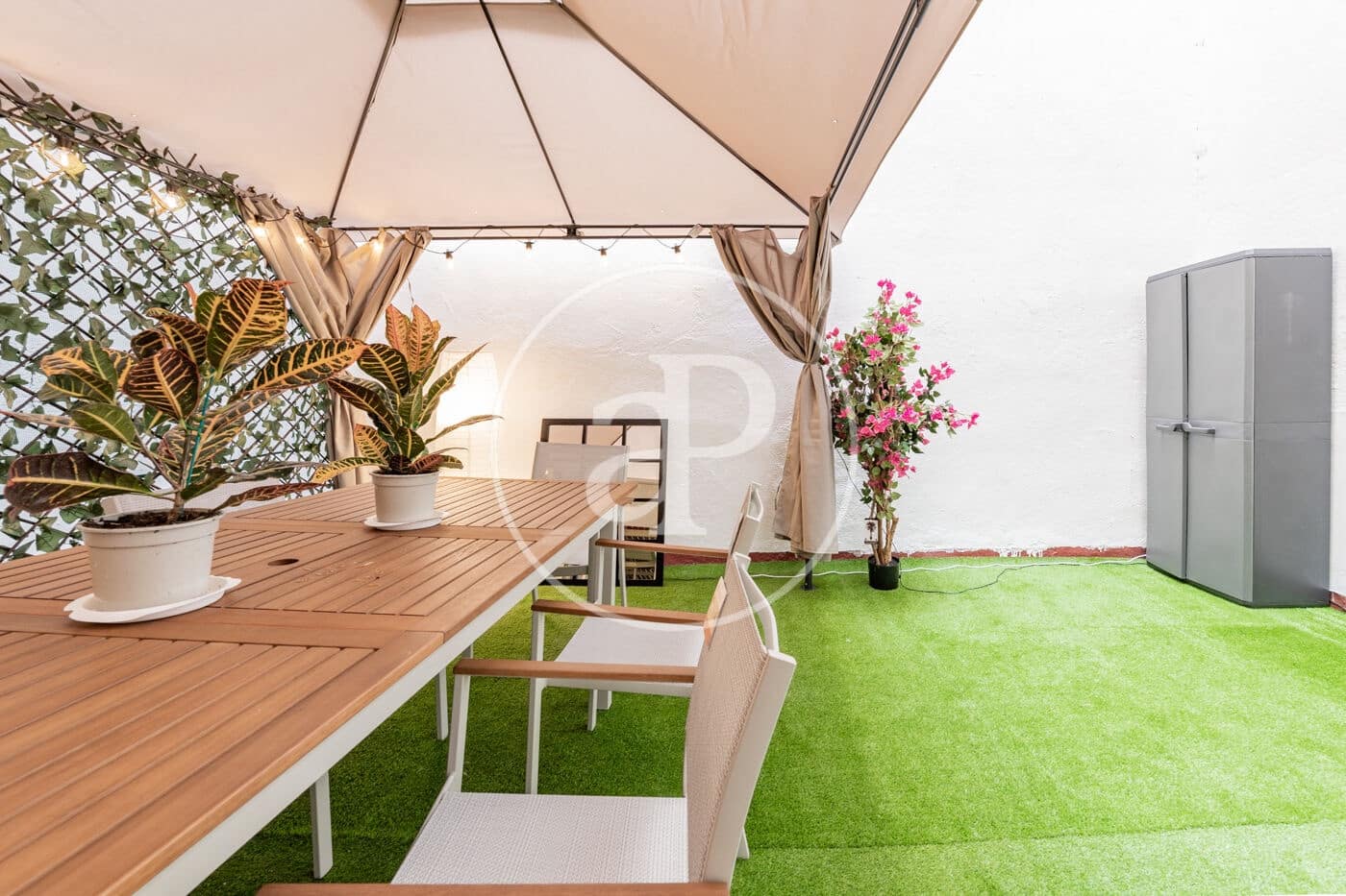 1 sovrum Lägenhet till salu i Madrid stad - 350 000 € (Ref: 9983036)