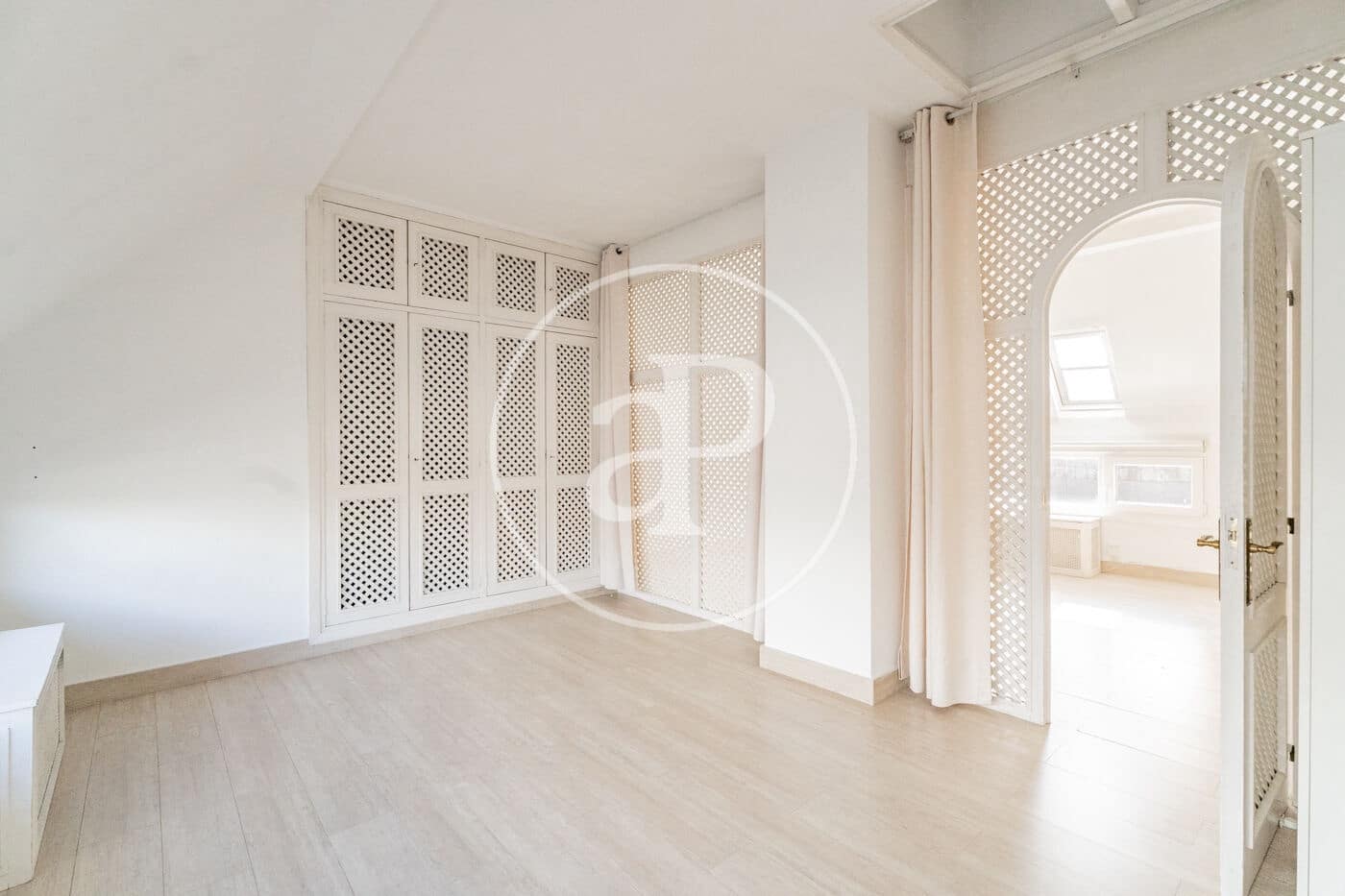 1 sypialnia Apartament na sprzedaż w Miasto Madryt z basenem - 650 000 € (Ref: 9983037)