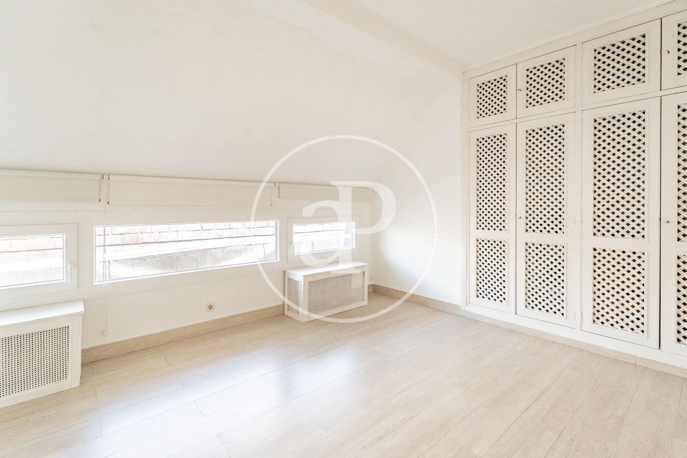 1 sypialnia Apartament na sprzedaż w Miasto Madryt z basenem - 650 000 € (Ref: 9983037)