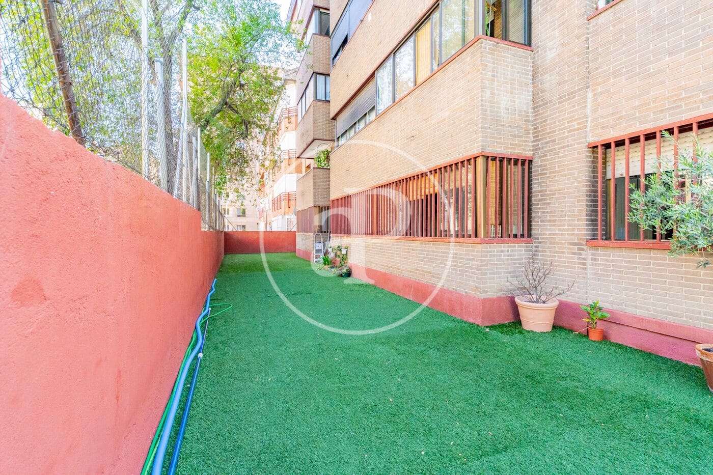 1 sypialnia Apartament na sprzedaż w Miasto Madryt z basenem - 650 000 € (Ref: 9983037)