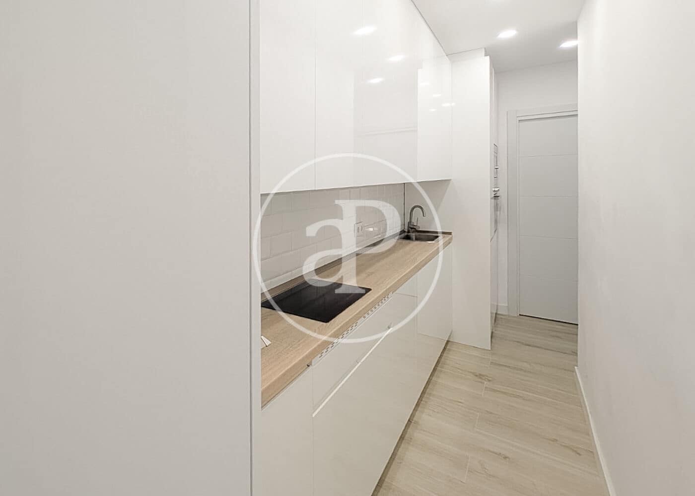 Apartamento de 2 habitaciones en Madrid ciudad en venta - 370.000 € (Ref: 9984998)