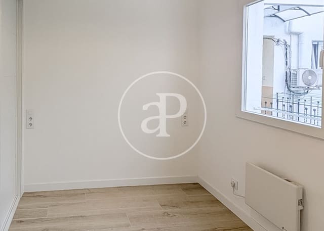 Apartamento de 2 habitaciones en Delicias, Madrid ciudad en venta - 370.000 € (Ref: 9984998)