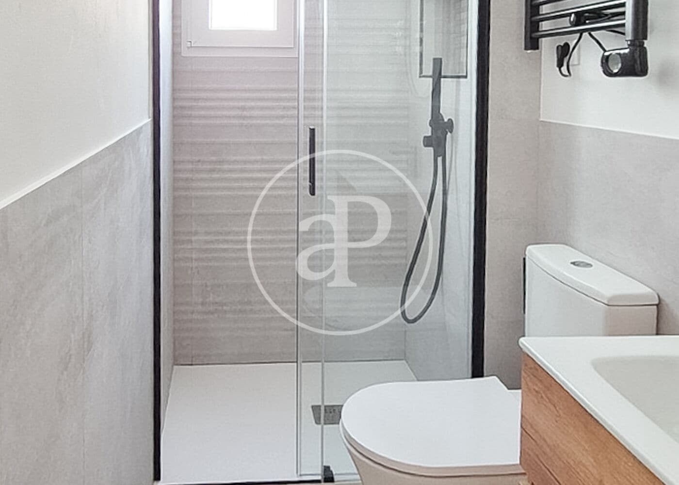 Apartamento de 2 habitaciones en Madrid ciudad en venta - 370.000 € (Ref: 9984998)