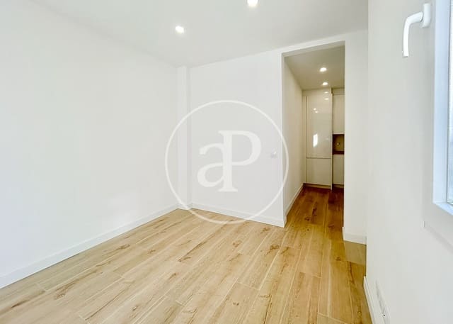 2 bedroom Apartment for sale in Delicias, Madrid city - € 370,000 (Ref: 9984998)