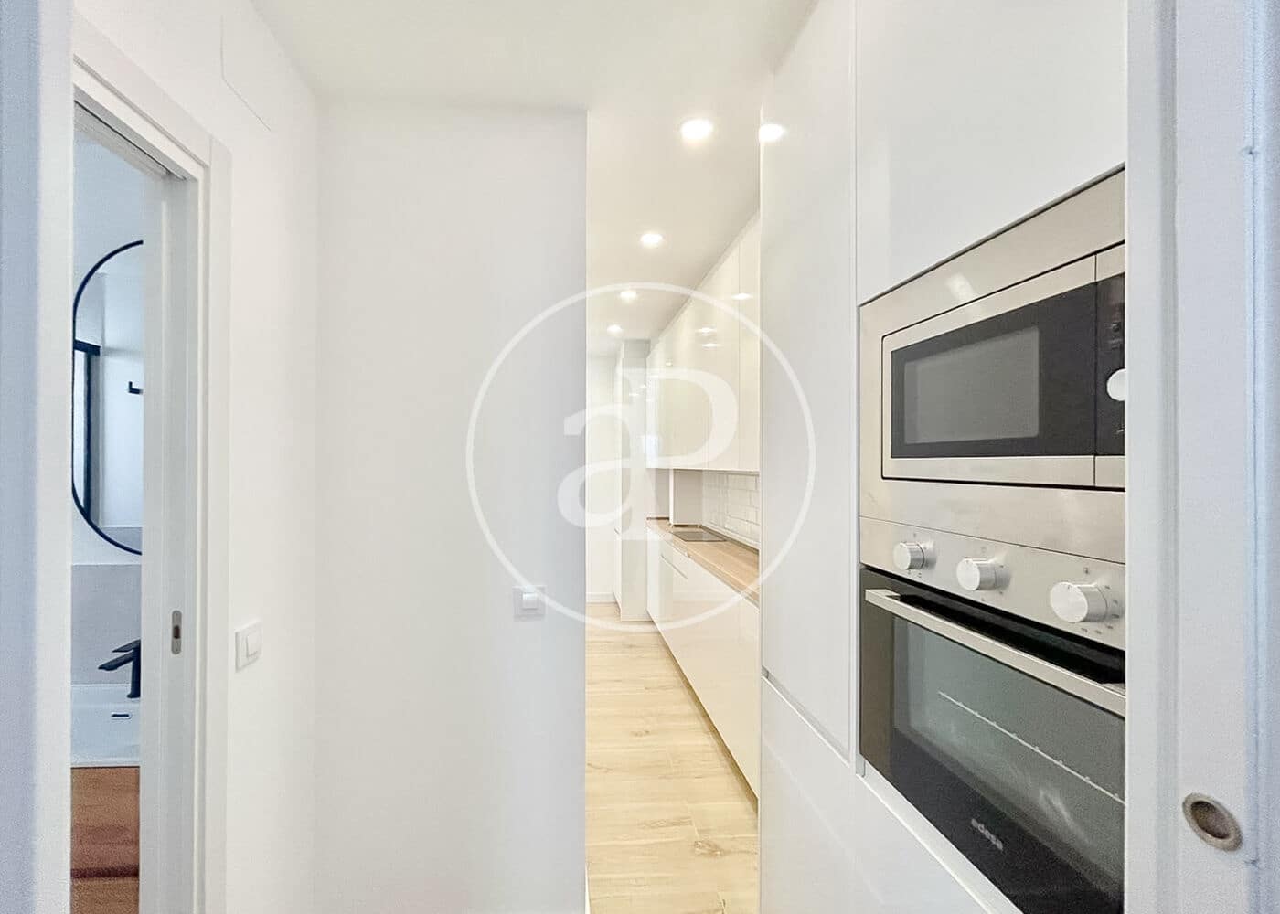 2 makuuhuone Huoneisto myytävänä paikassa Madrid kaupunki - 370 000 € (Ref: 9984998)