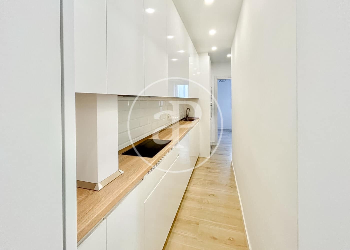 2 makuuhuone Huoneisto myytävänä paikassa Madrid kaupunki - 370 000 € (Ref: 9984998)